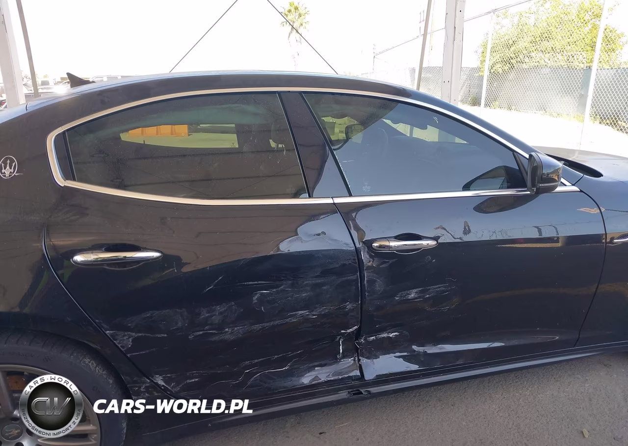 2017 Maserati Ghibli S Q4 VIN:ZAM57RTL1H1240879 - 13