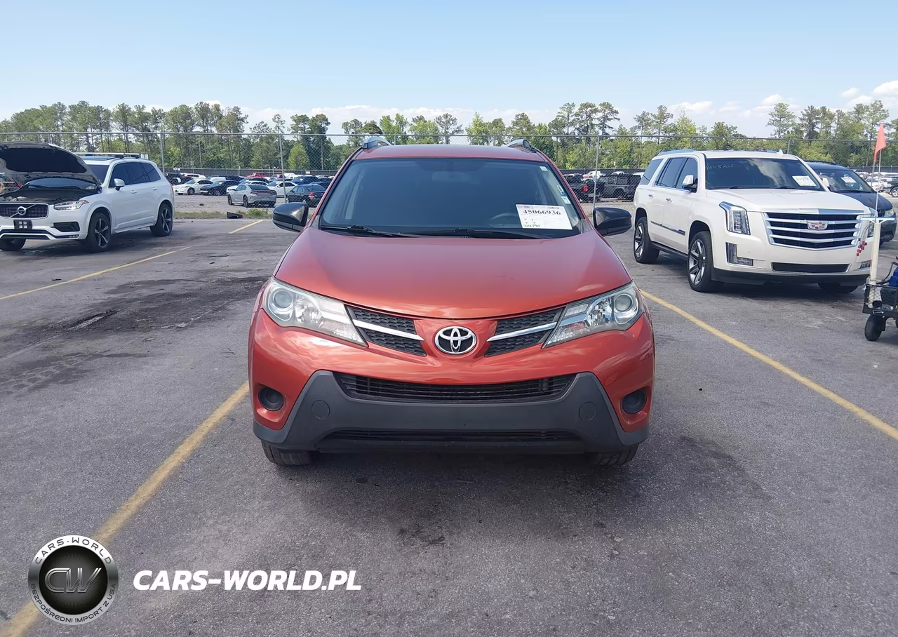 2015 Toyota Rav4 Le VIN:JTMZFREV2FJ034684 - 13