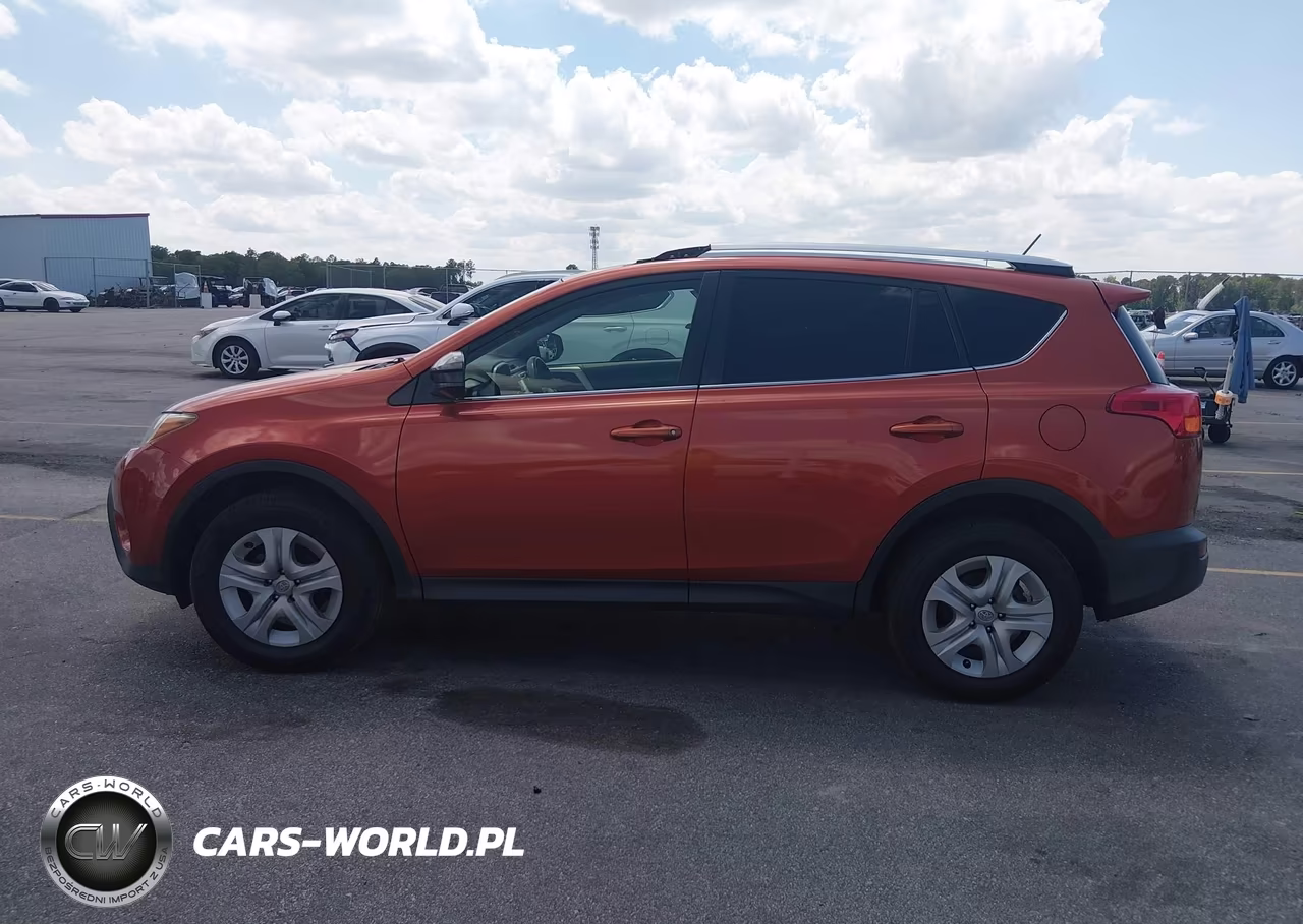 2015 Toyota Rav4 Le VIN:JTMZFREV2FJ034684 - 15