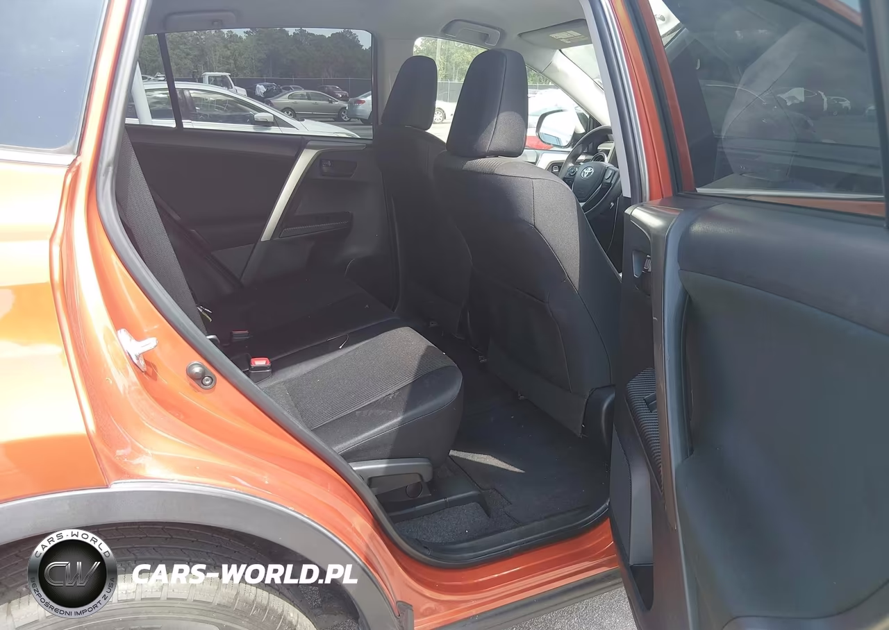2015 Toyota Rav4 Le VIN:JTMZFREV2FJ034684 - 8