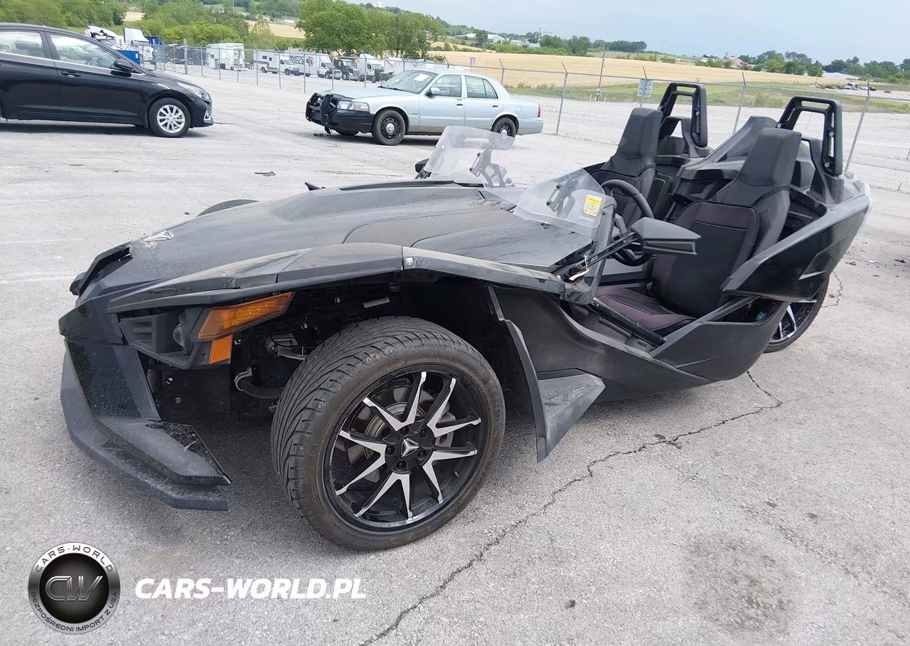 2017 Polaris Slingshot VIN:57XAASFA0H8119006 - 2