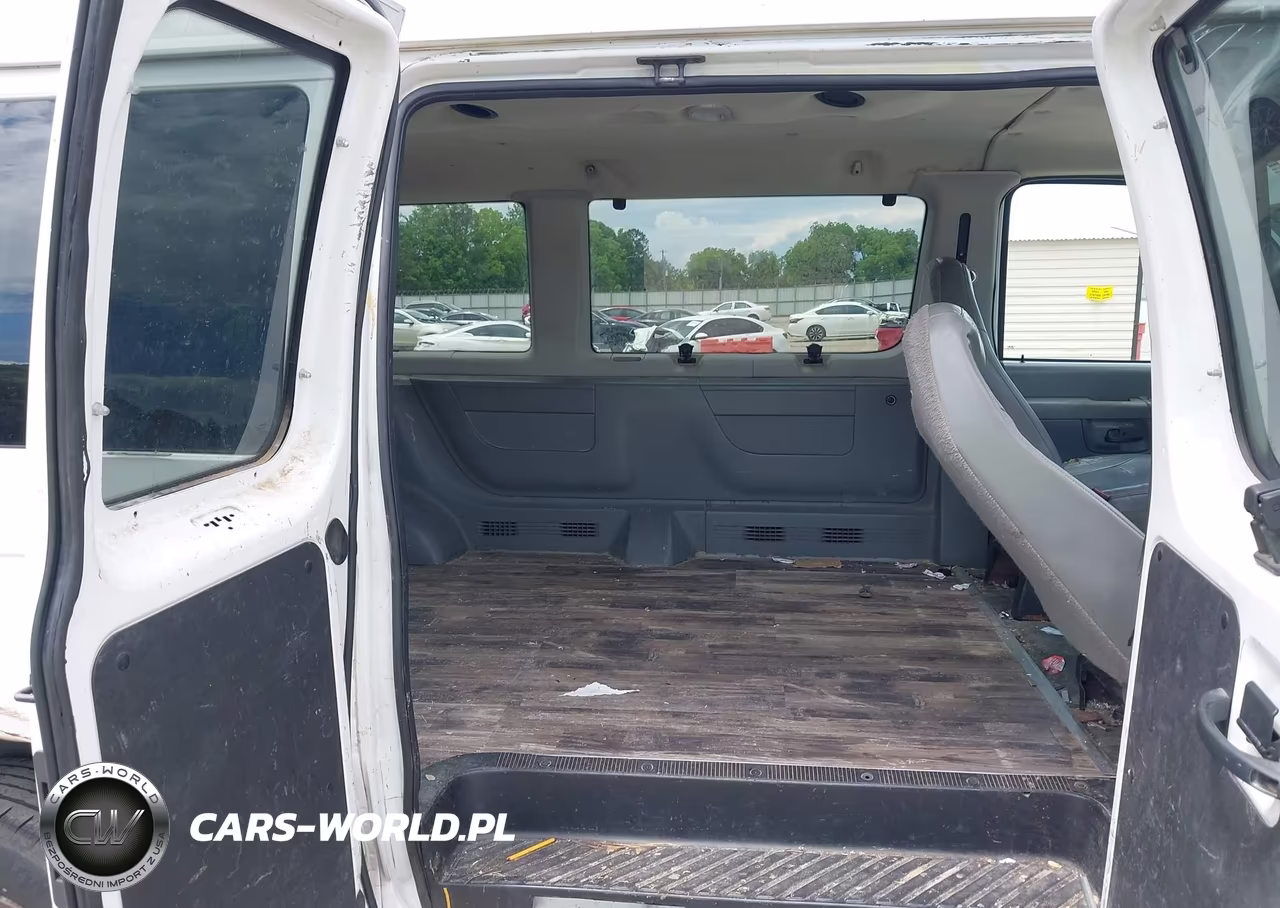 2008 Ford E-350 Super Duty Xl-Xlt VIN:1FBSS31L58DA09377 - 8