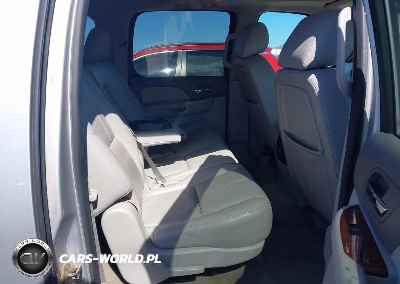 2014 Chevrolet Suburban 1500 Lt VIN:1GNSKJE77ER227436 - 8