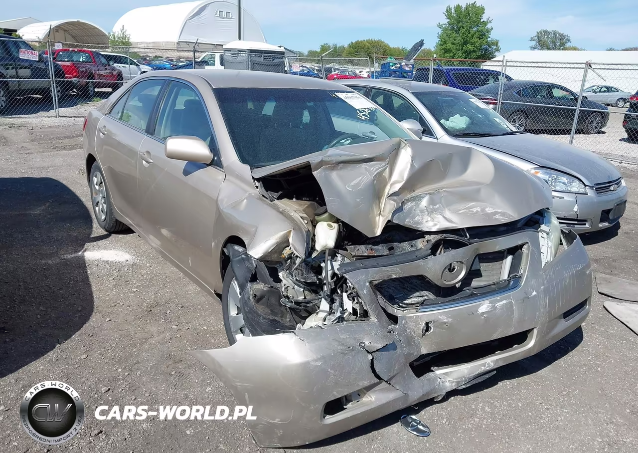 2008 Toyota Camry Le – zdjęcie 1 z 16