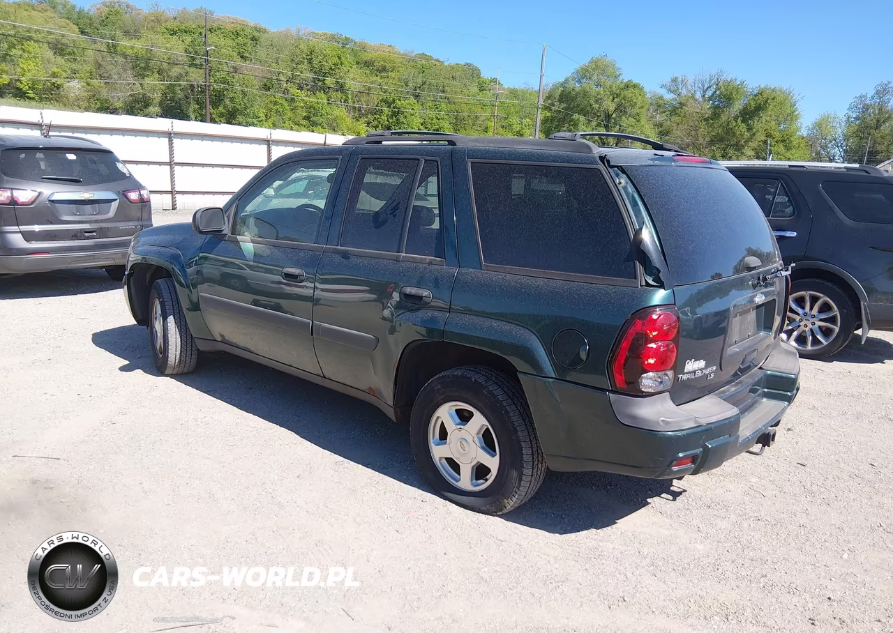 2005 Chevrolet Trailblazer Ls VIN:1GNDS13S952248801 - 3