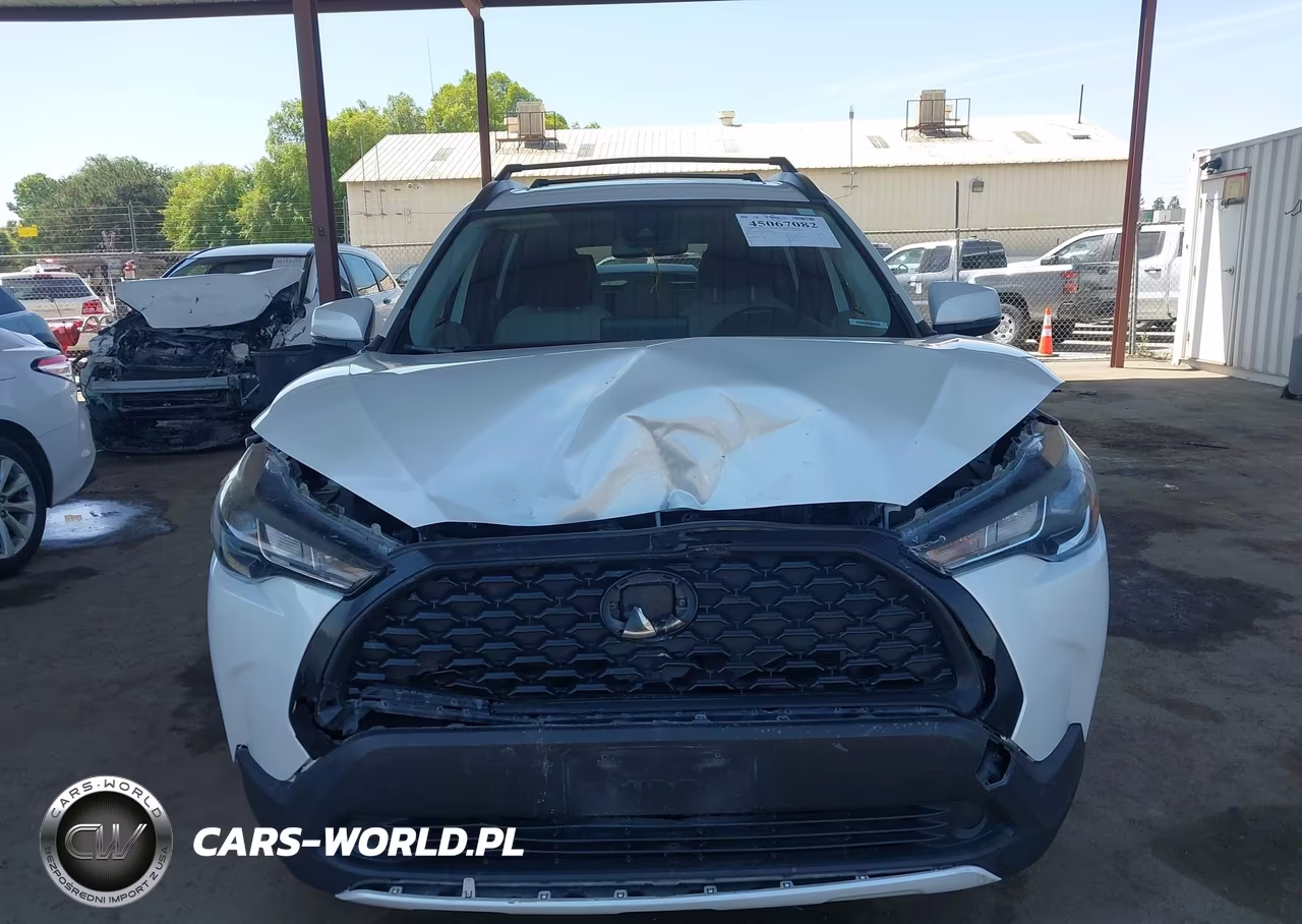 2022 Toyota Corolla Cross Le VIN:7MUBAAAG3NV013861 - 12