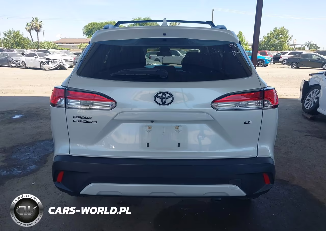 2022 Toyota Corolla Cross Le VIN:7MUBAAAG3NV013861 - 16