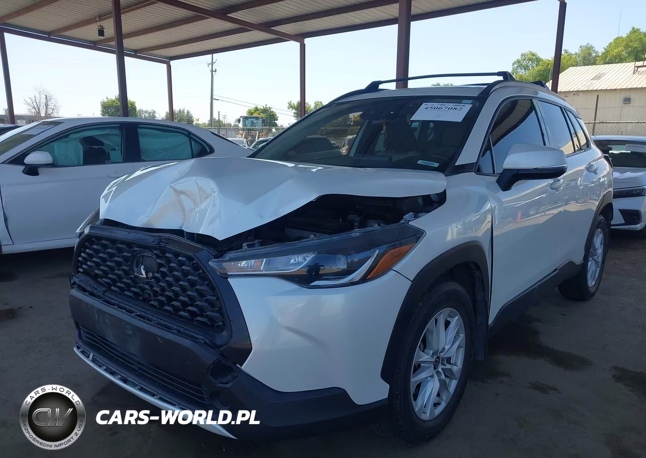 2022 Toyota Corolla Cross Le VIN:7MUBAAAG3NV013861 - 2