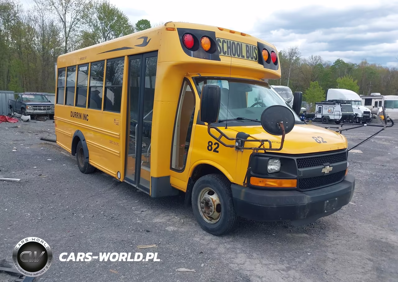 2014 Chevrolet Express Cutaway 3500