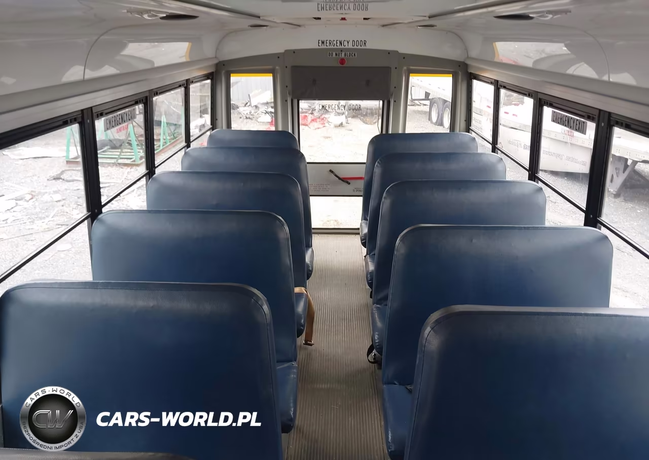 2014 Chevrolet Express Cutaway 3500 VIN:1GB3G3BG6E1145912 - 6