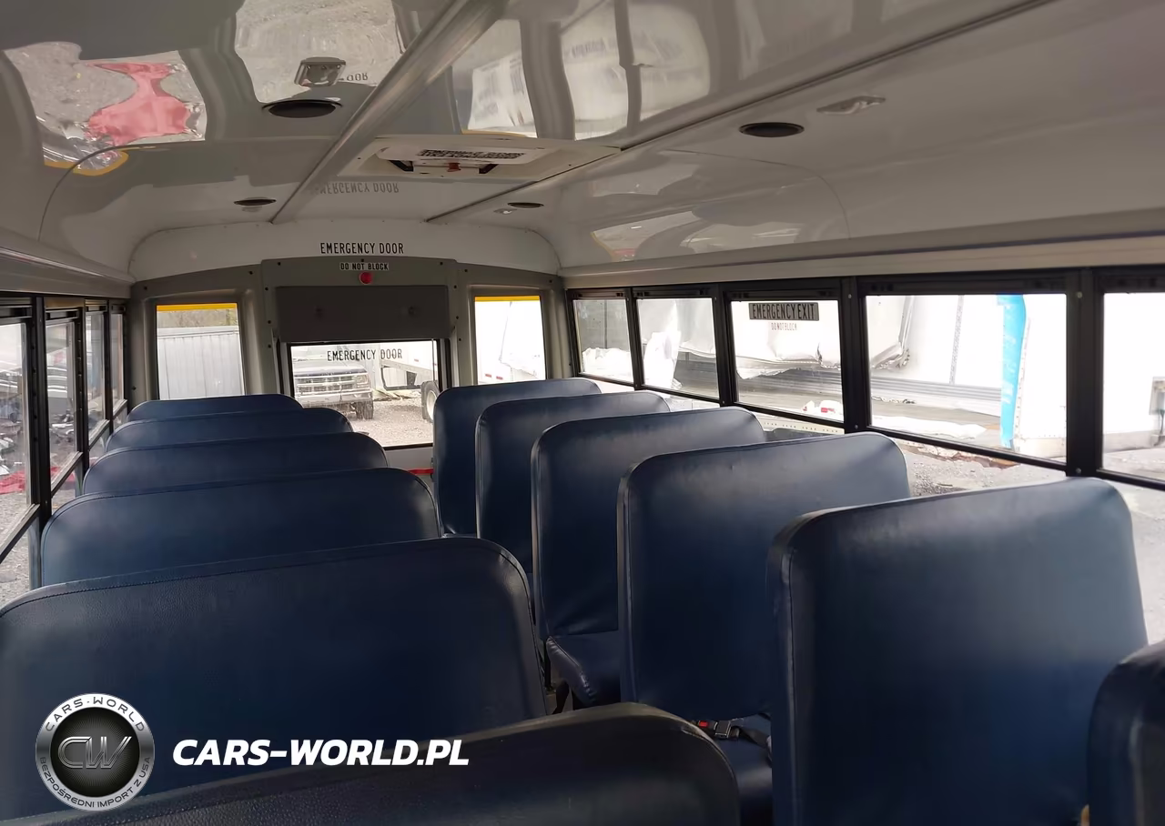 2014 Chevrolet Express Cutaway 3500 VIN:1GB3G3BG6E1145912 - 7
