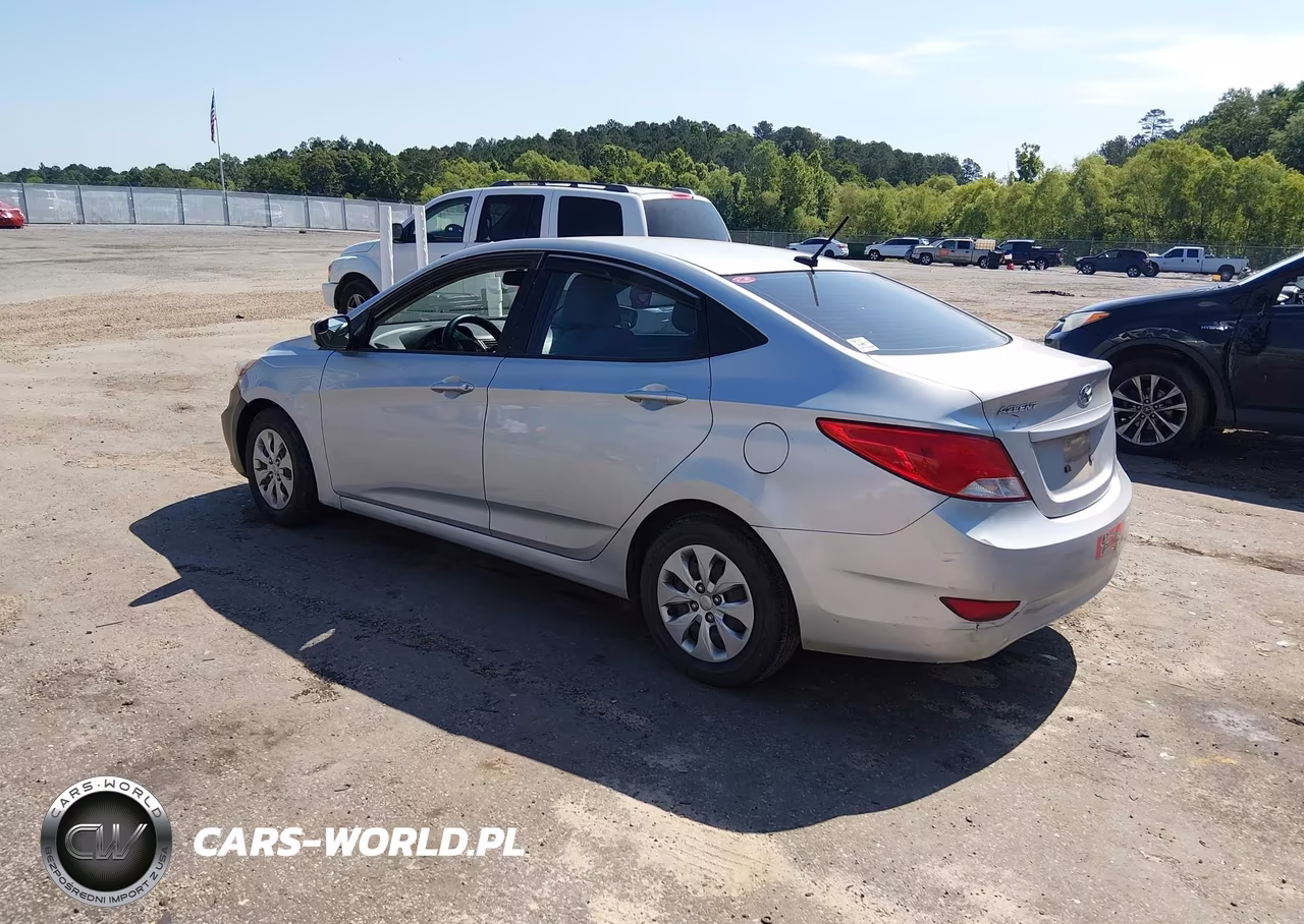 2015 Hyundai Accent Gls VIN:KMHCT4AE1FU838749 - 3