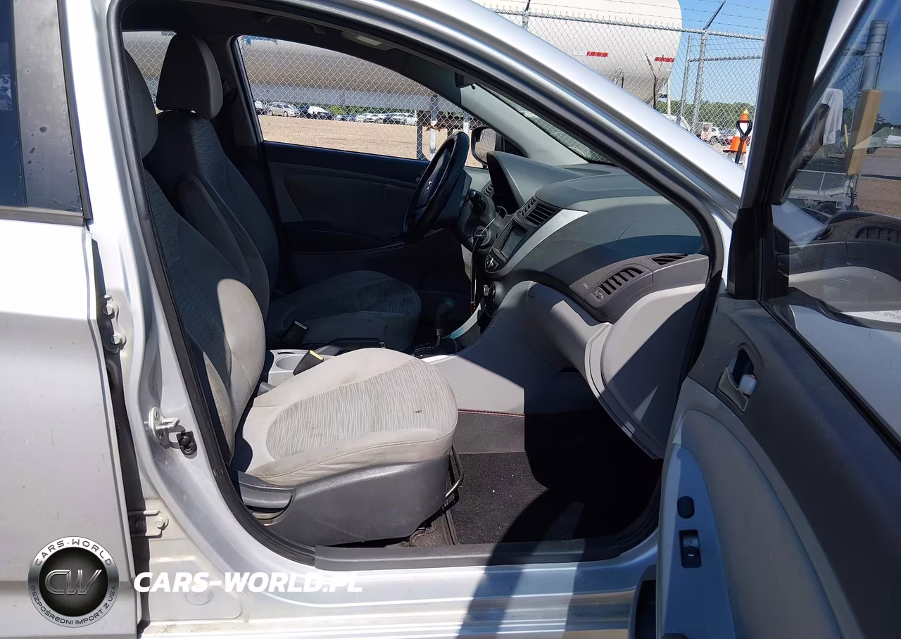 2015 Hyundai Accent Gls VIN:KMHCT4AE1FU838749 - 5