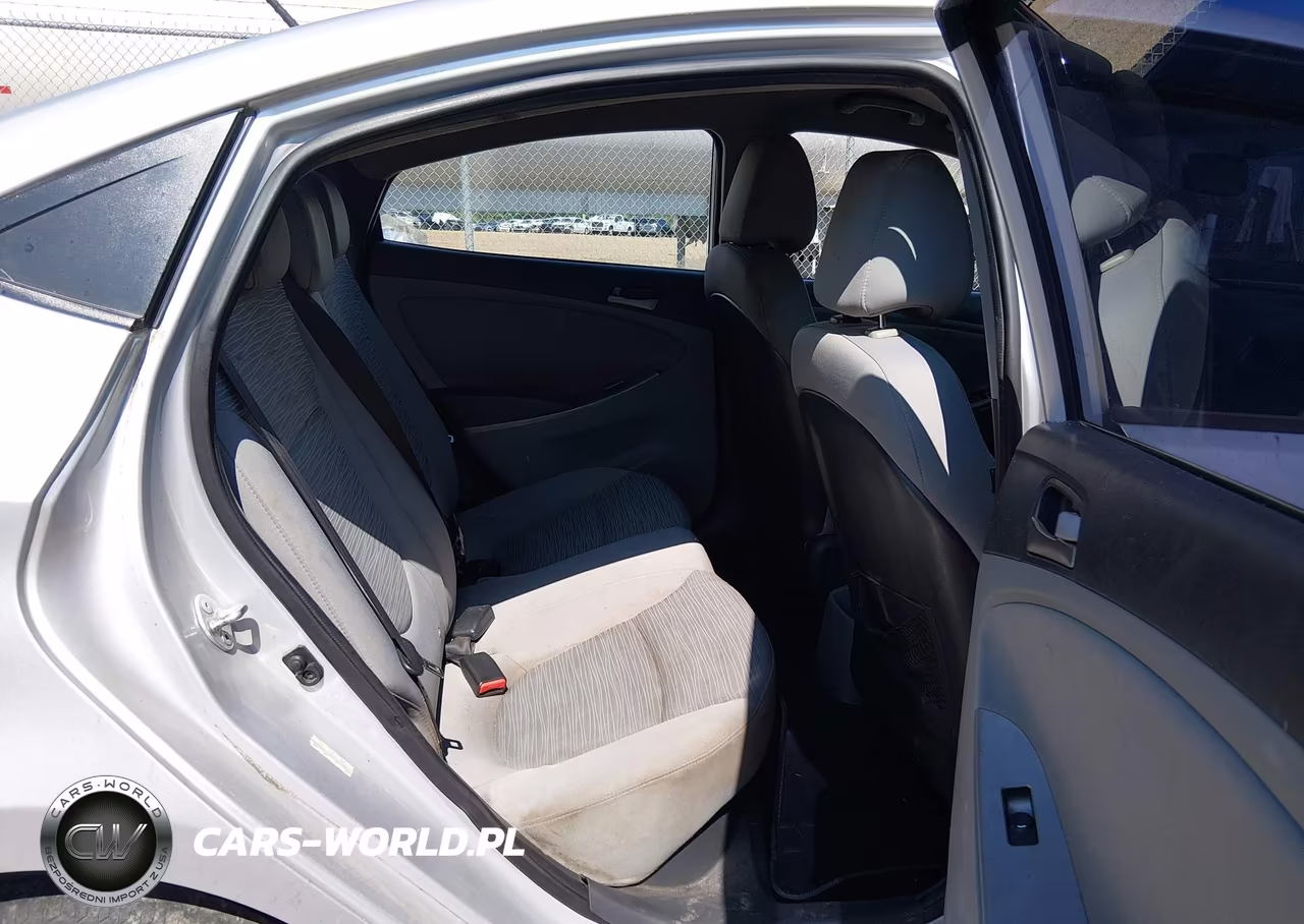 2015 Hyundai Accent Gls VIN:KMHCT4AE1FU838749 - 8