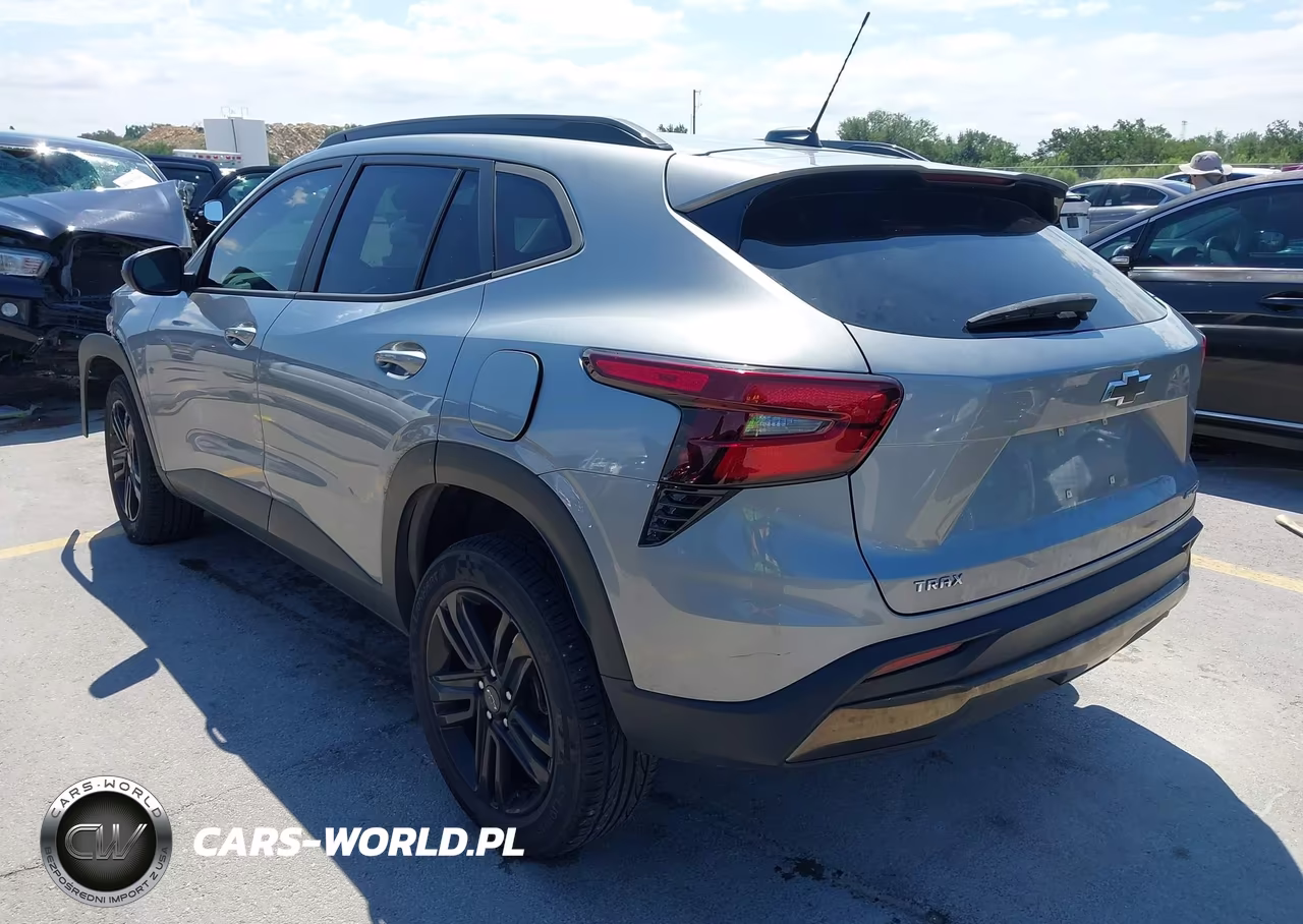 2024 Chevrolet Trax Fwd Activ VIN:KL77LKE22RC032081 - 3