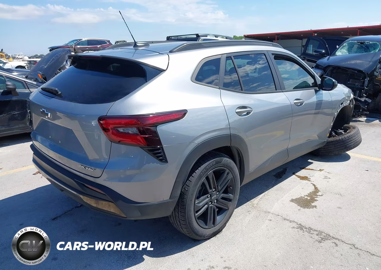 2024 Chevrolet Trax Fwd Activ VIN:KL77LKE22RC032081 - 4