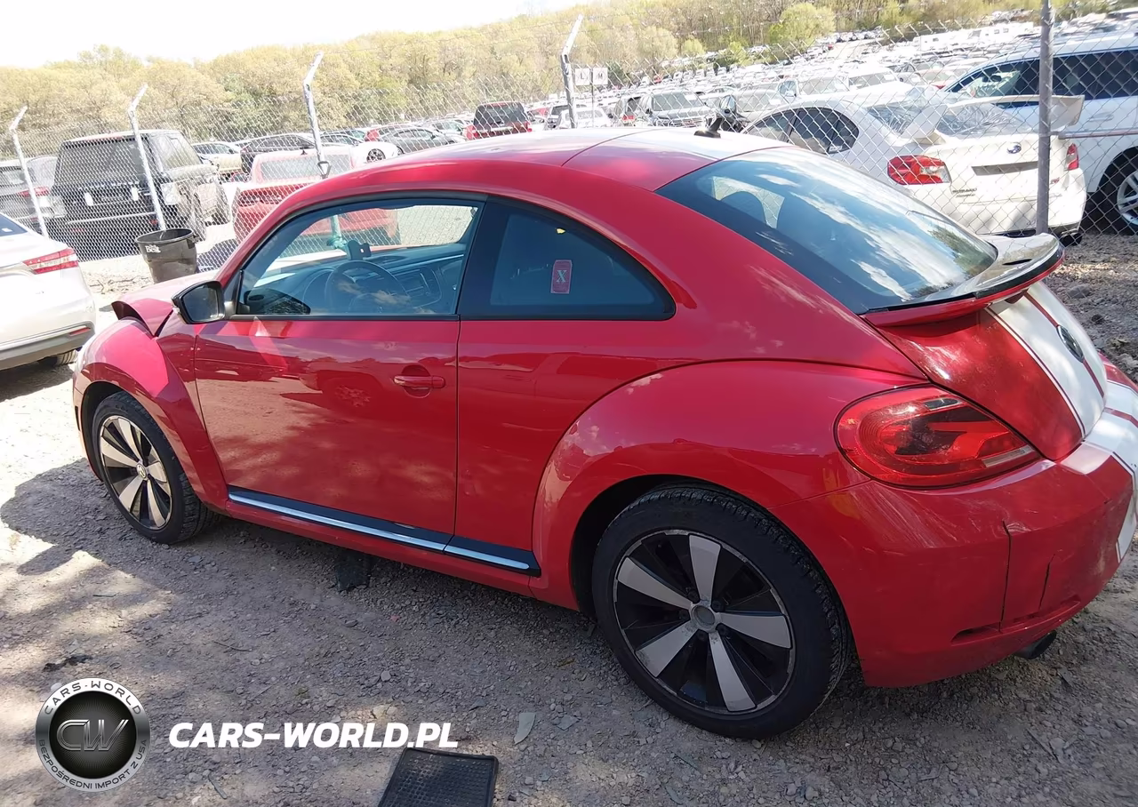 2012 Volkswagen Beetle 2.0T VIN:3VWV67AT5CM618144 - 14