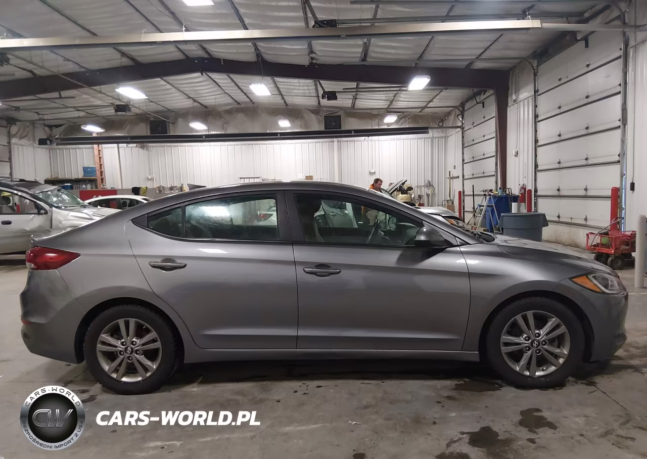 2018 Hyundai Elantra Sel VIN:5NPD84LF8JH354029 - 13