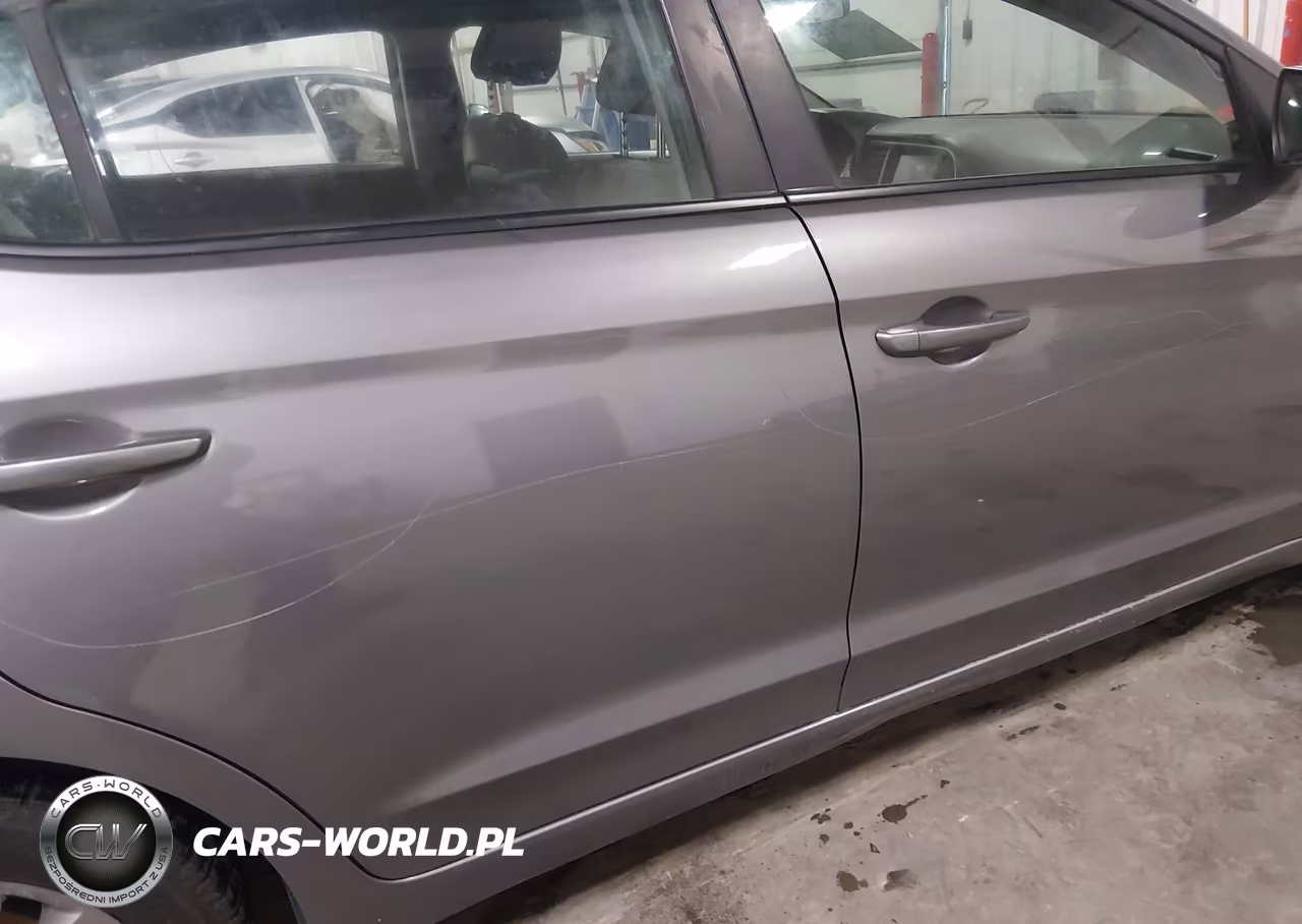 2018 Hyundai Elantra Sel VIN:5NPD84LF8JH354029 - 6