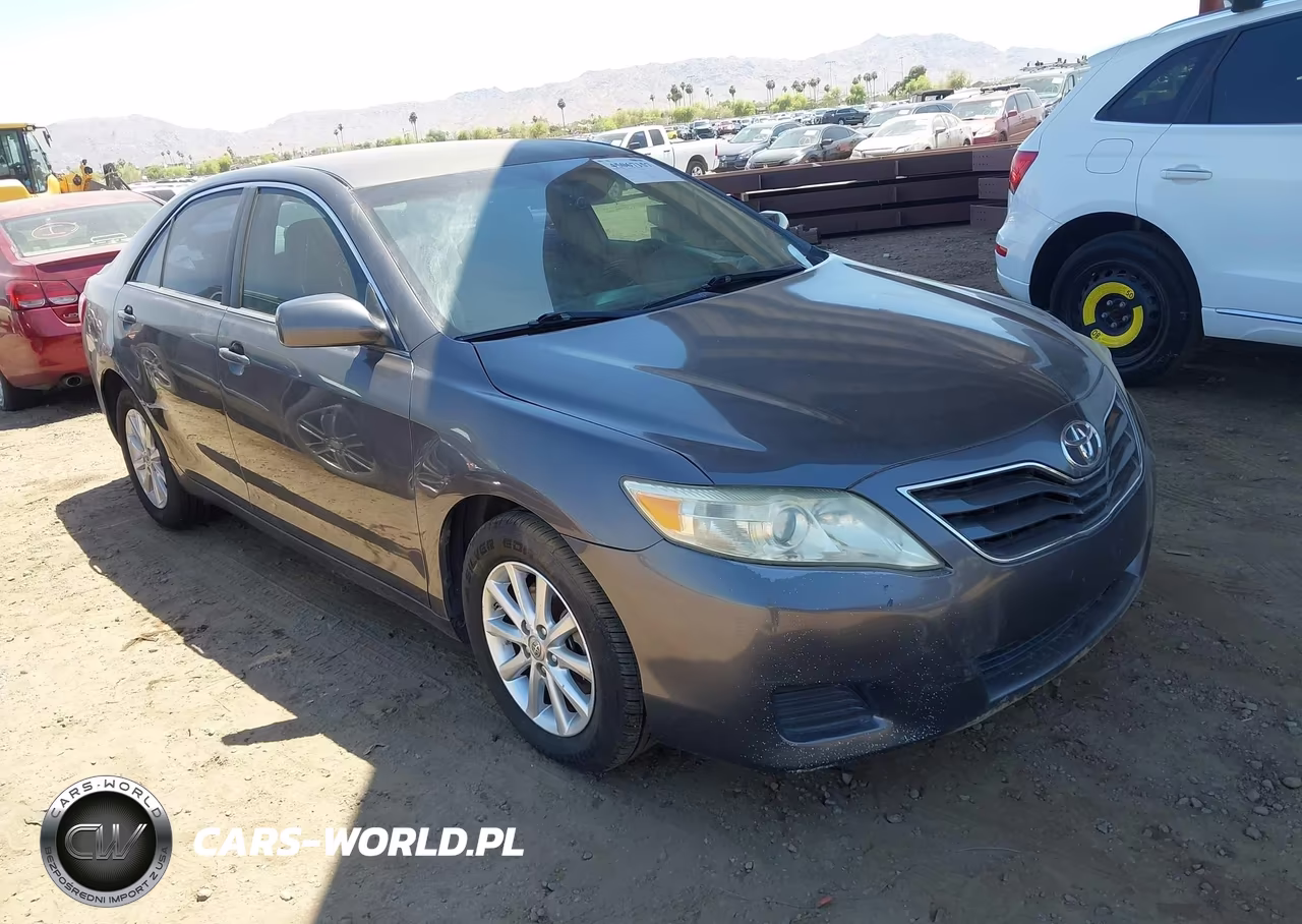 Główne zdjęcie 2011 Toyota Camry Le