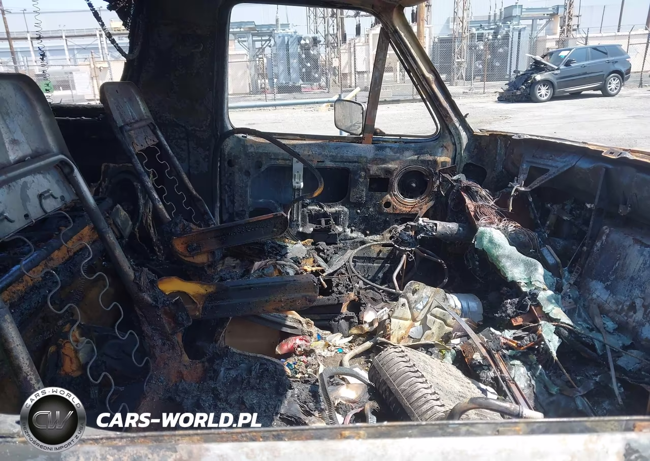 1987 Ford Bronco U100 VIN:1FMEU15N7HLA55183 - 5