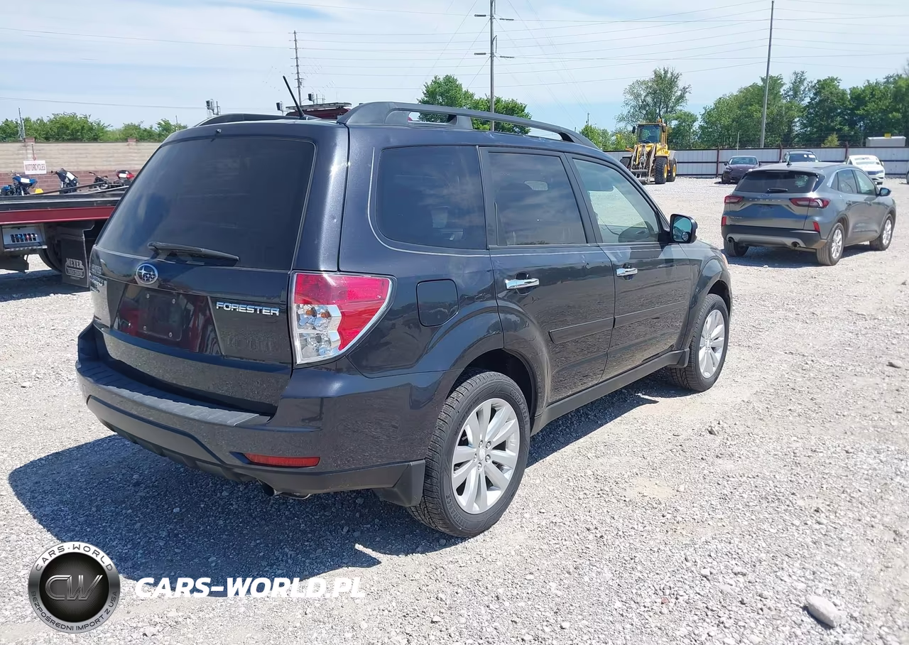 2011 Subaru Forester 2.5X Premium VIN:JF2SHBCC5BH746372 - 4