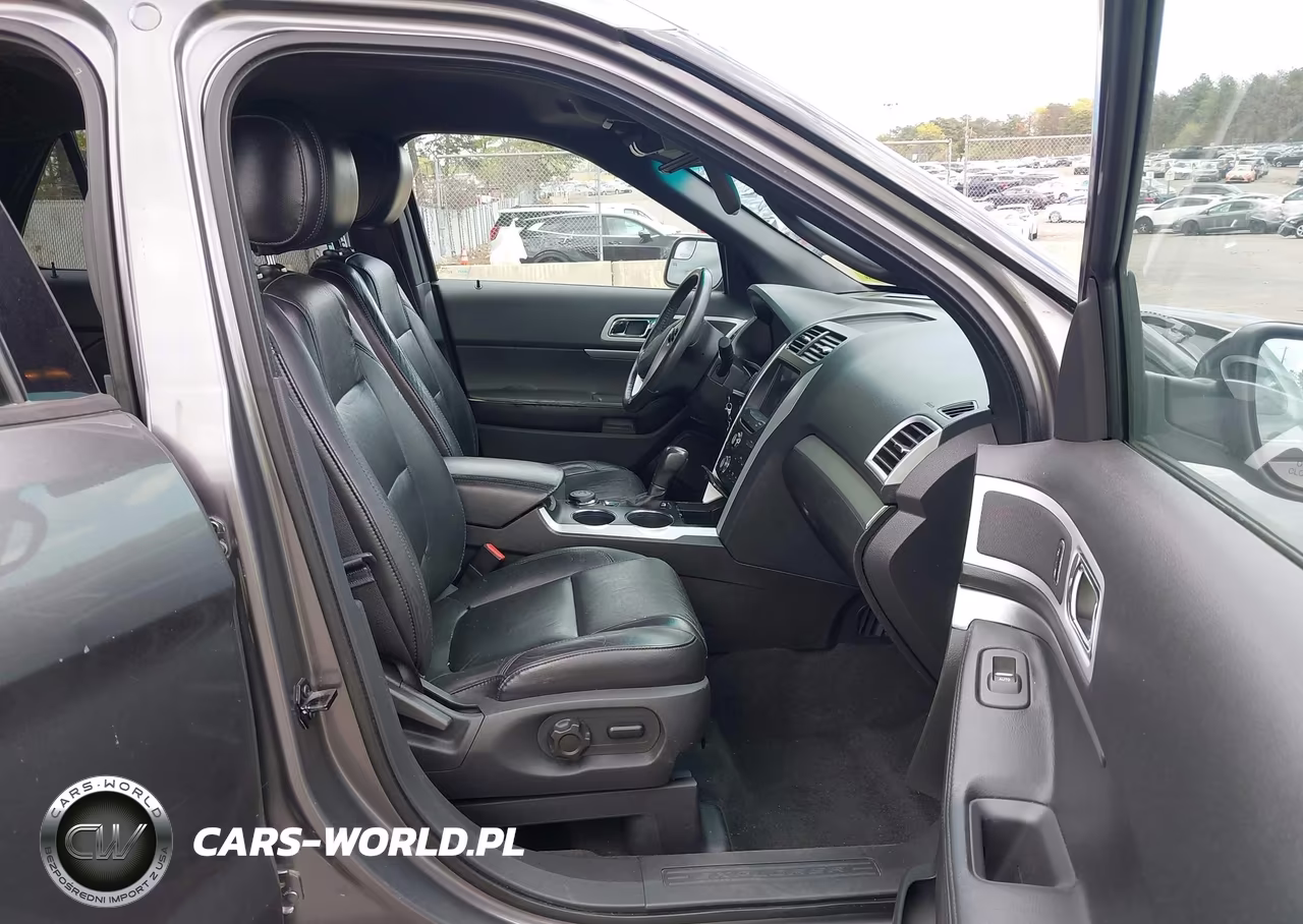 2011 Ford Explorer Xlt VIN:1FMHK8D81BGA29587 - 5