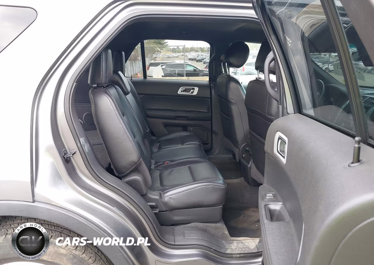 2011 Ford Explorer Xlt VIN:1FMHK8D81BGA29587 - 8