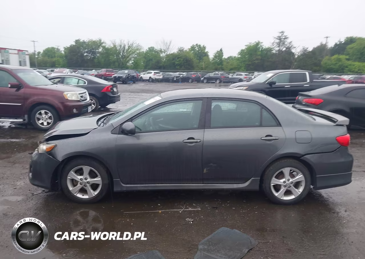 2013 Toyota Corolla S VIN:2T1BU4EE2DC110584 - 14