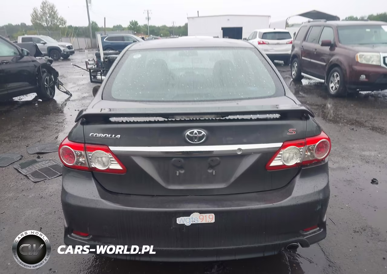 2013 Toyota Corolla S VIN:2T1BU4EE2DC110584 - 16