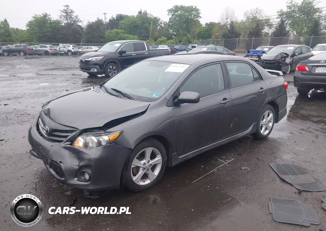 2013 Toyota Corolla S VIN:2T1BU4EE2DC110584 - 2