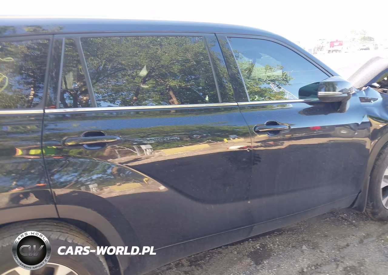 2022 Toyota Highlander Xle VIN:5TDGZRBH1NS178256 - 13