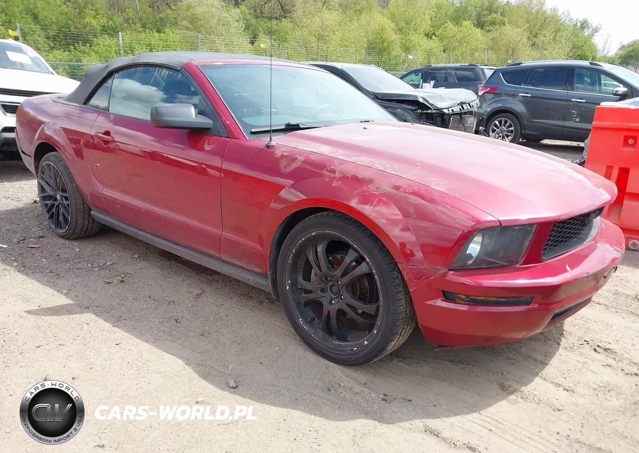 2009 Ford Mustang V6-V6 Premium