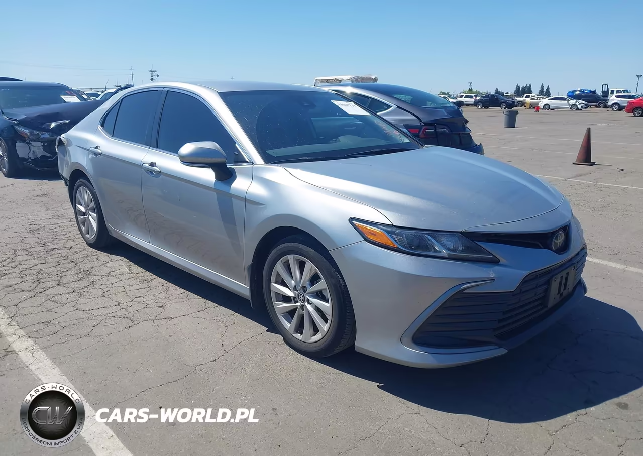 Główne zdjęcie 2023 Toyota Camry Le