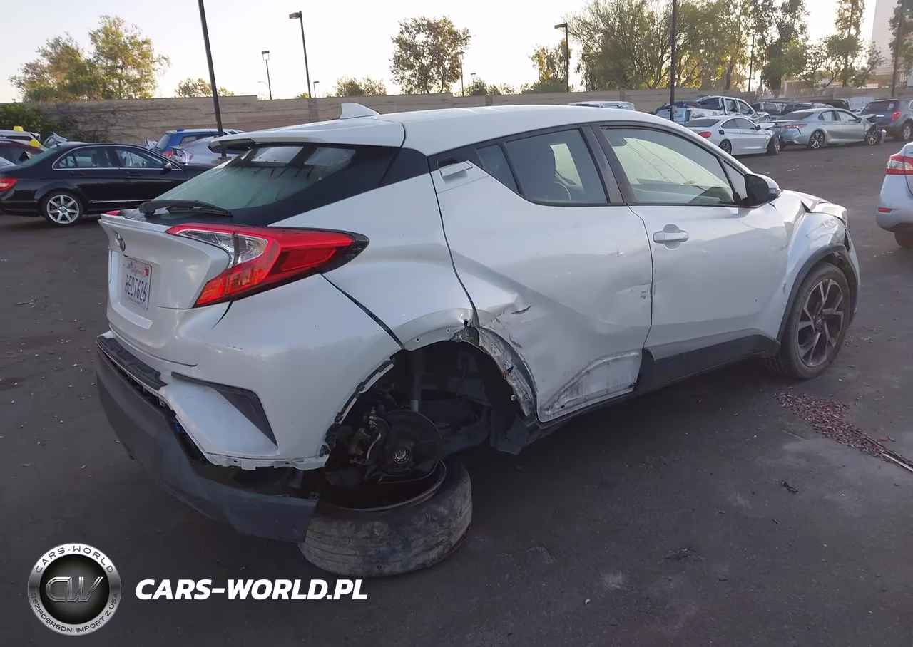 2018 Toyota C-Hr Xle Premium VIN:JTNKHMBX6J1008274 - 4
