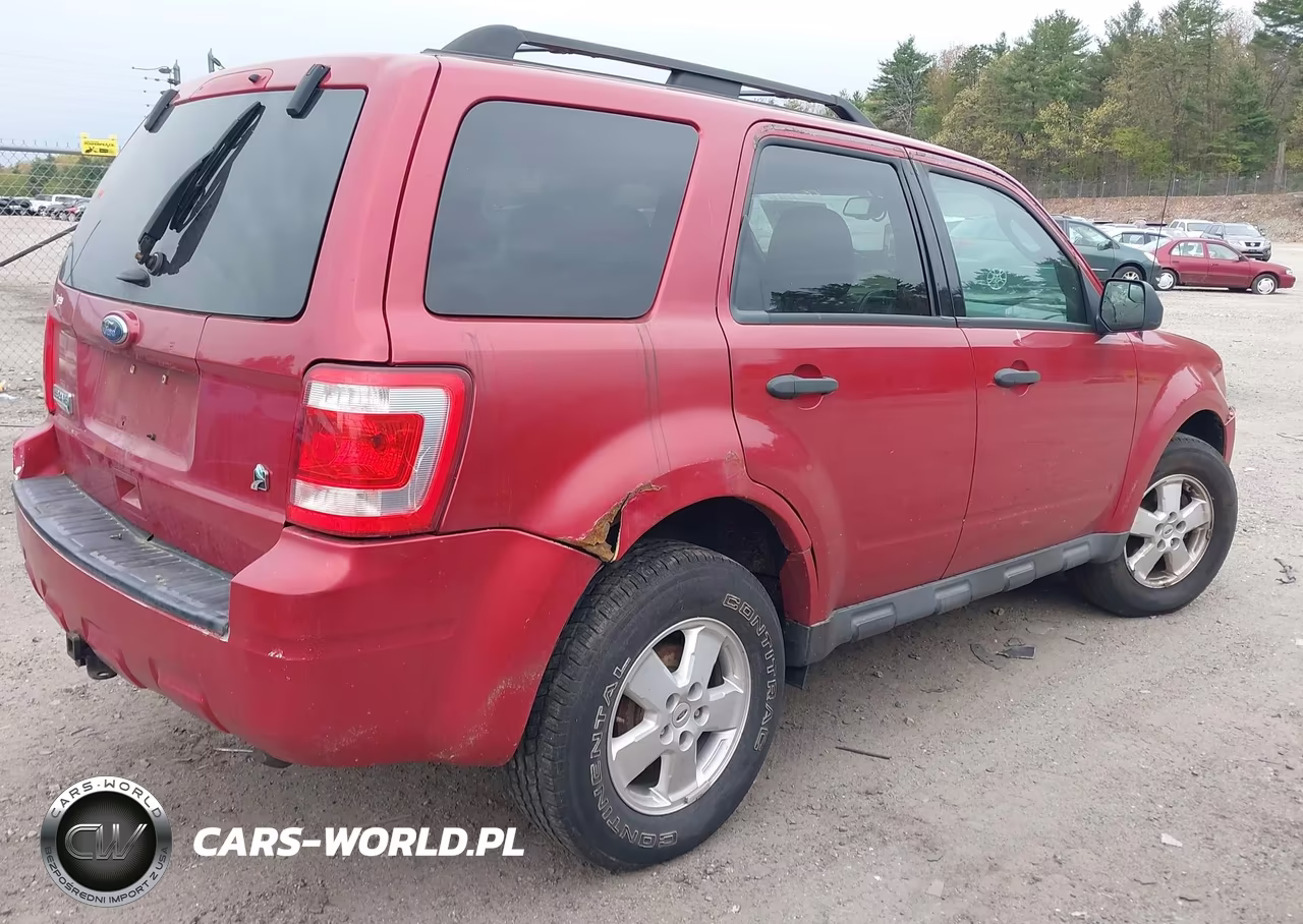 2011 Ford Escape Xlt VIN:1FMCU9DG9BKB63021 - 4