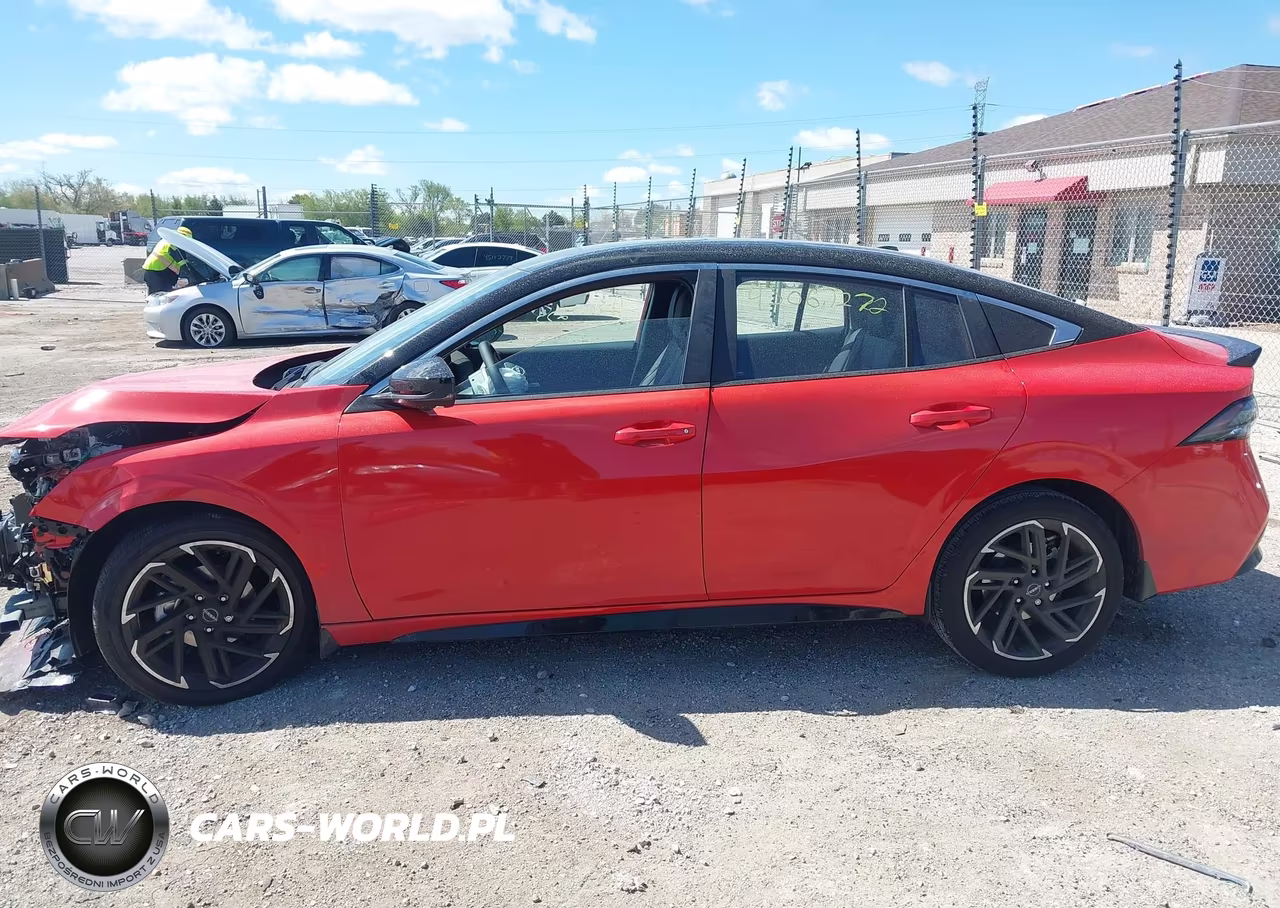 2026 Nissan Sentra Sr VIN:3N1AB9DV4TY214981 - 14