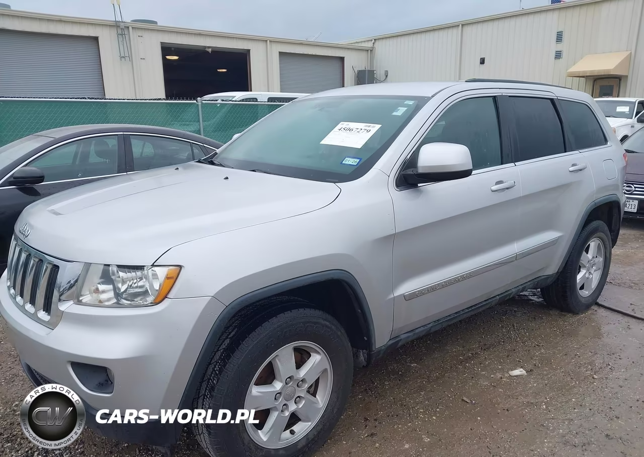 2013 Jeep Grand Cherokee Laredo VIN:1C4RJEAG7DC588948 - 14