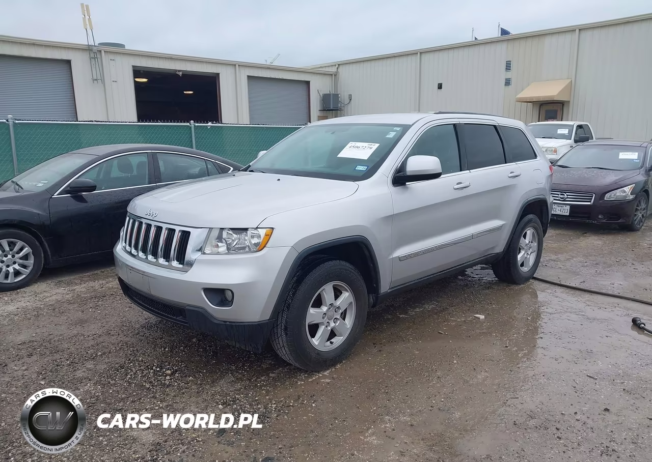 2013 Jeep Grand Cherokee Laredo VIN:1C4RJEAG7DC588948 - 2