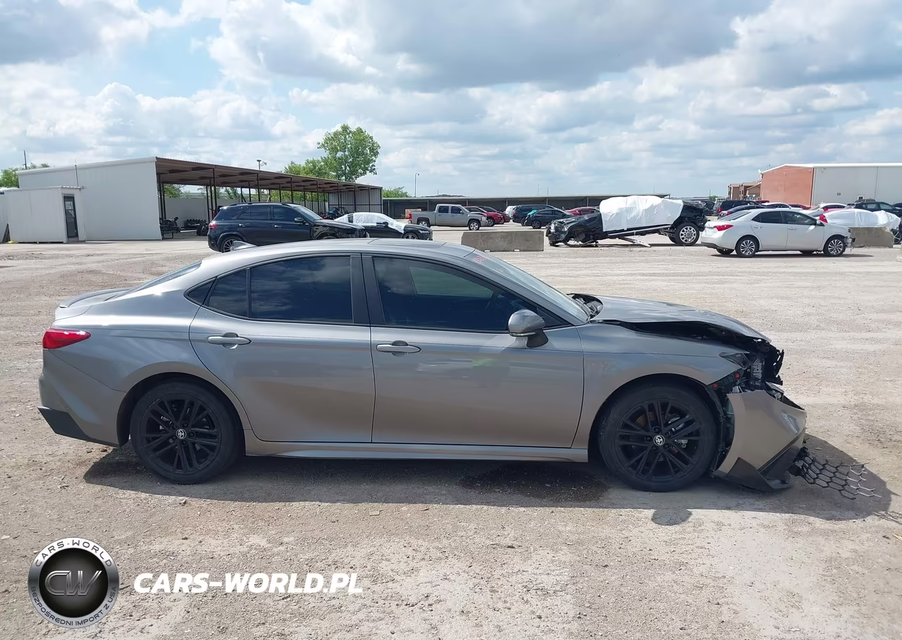 2025 Toyota Camry Se VIN:4T1DAACK7SU538705 - 13