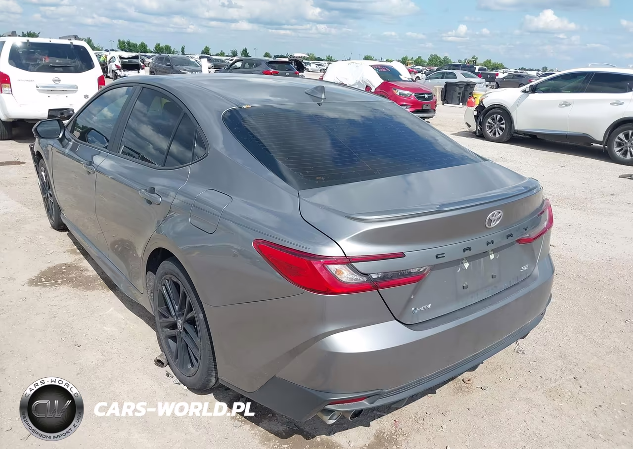 2025 Toyota Camry Se VIN:4T1DAACK7SU538705 - 3