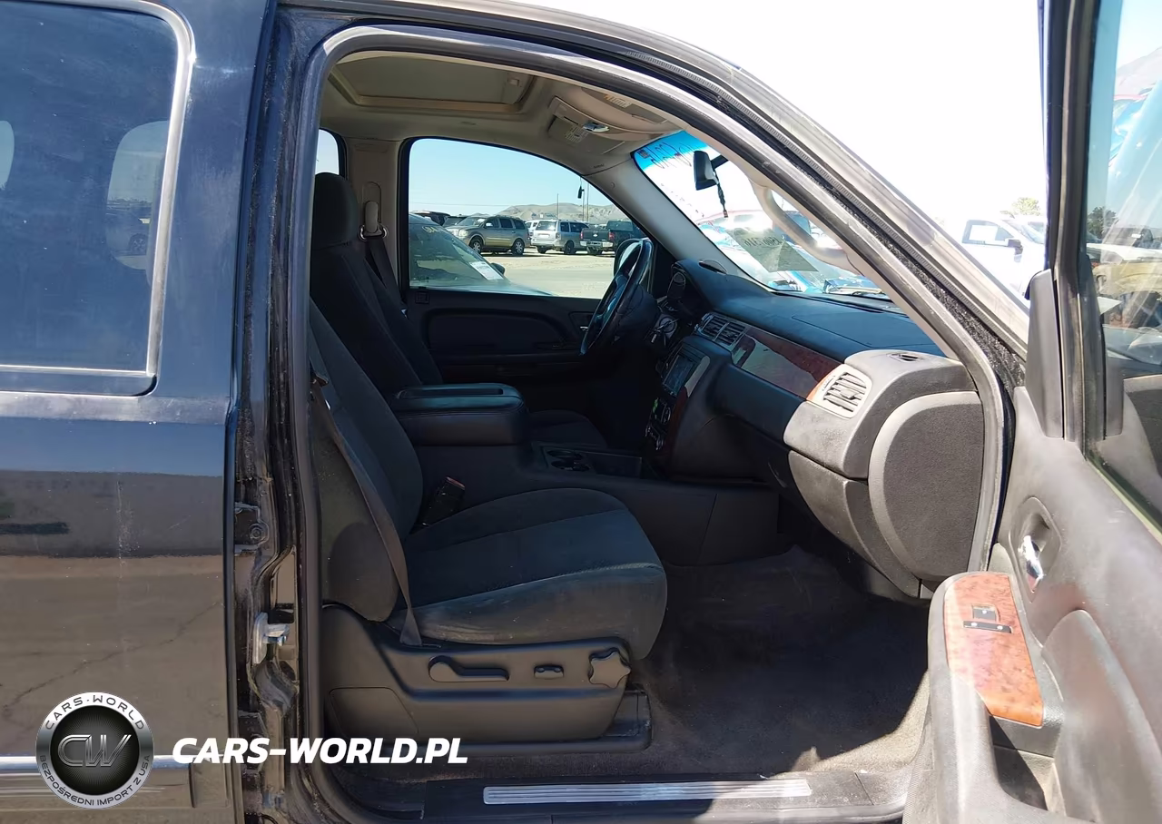 2008 Chevrolet Tahoe Lt VIN:1GNFC13J18J189542 - 5