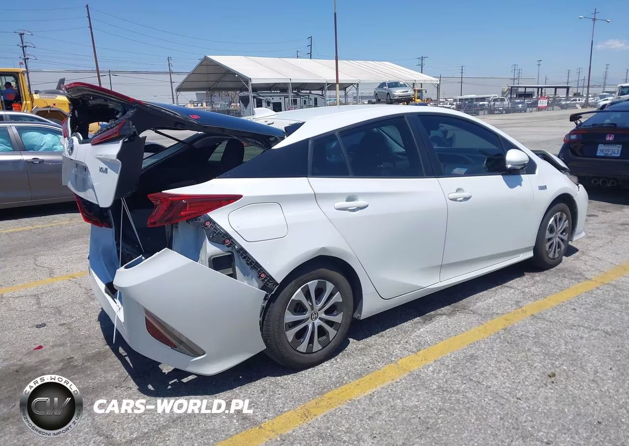 2021 Toyota Prius Prime Xle VIN:JTDKAMFP2M3166865 - 4