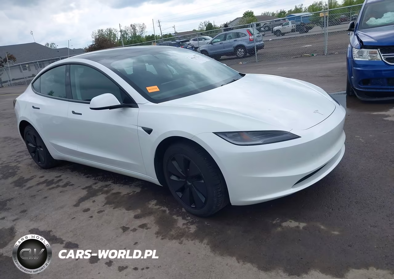 2025 Tesla Model 3 Long Range All-Wheel Drive – zdjęcie 1 z 20