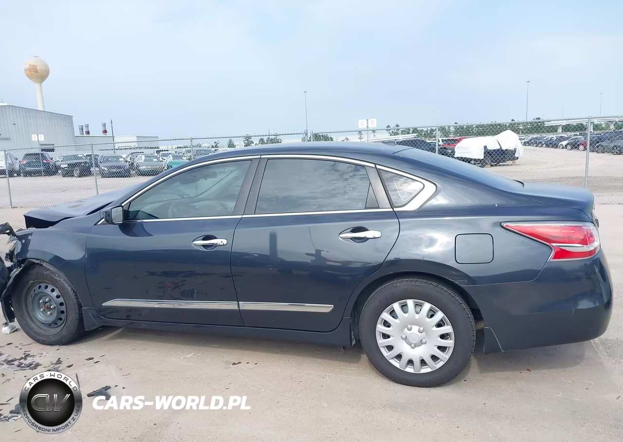 2015 Nissan Altima 2.5 S VIN:1N4AL3AP7FC103776 - 14