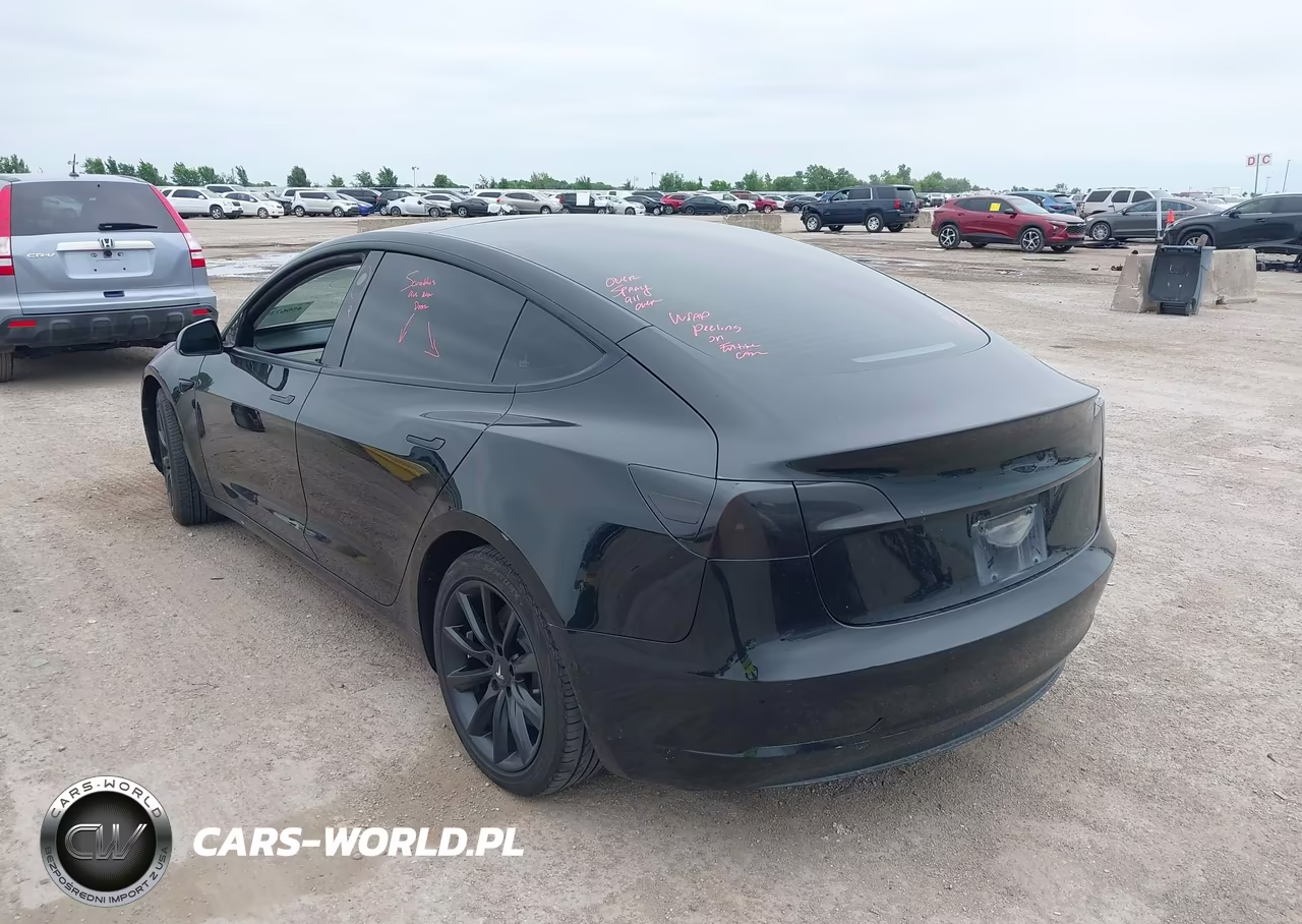 2021 Tesla Model 3 Standard Range Plus Rear-Wheel Drive VIN:5YJ3E1EA4MF095109 - 3
