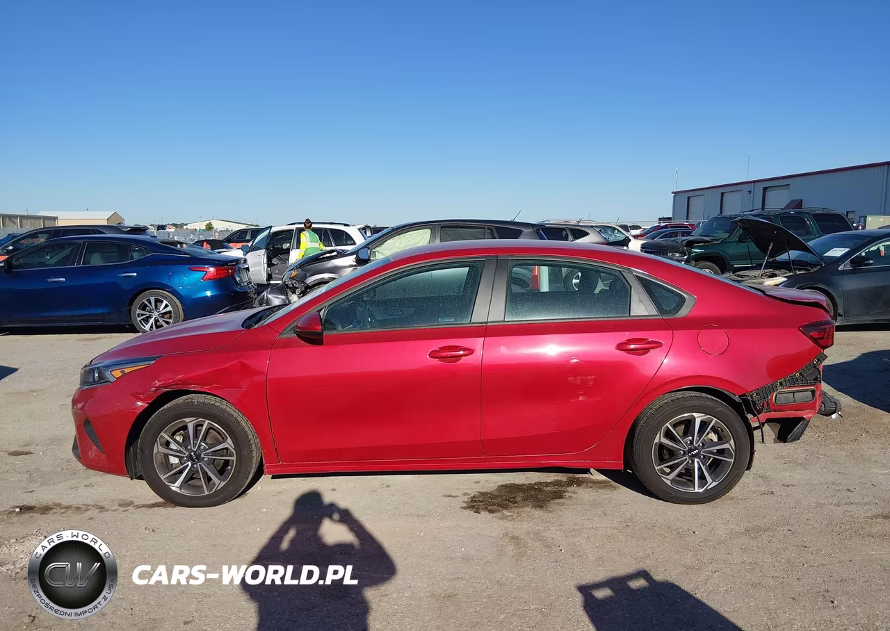 2024 Kia Forte Lxs VIN:3KPF24AD8RE712516 - 14