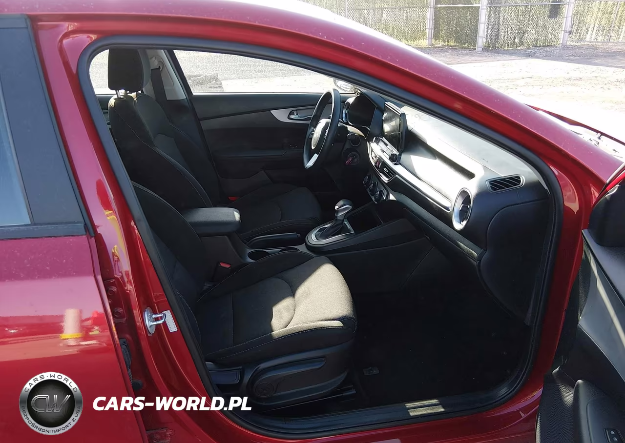 2024 Kia Forte Lxs VIN:3KPF24AD8RE712516 - 5