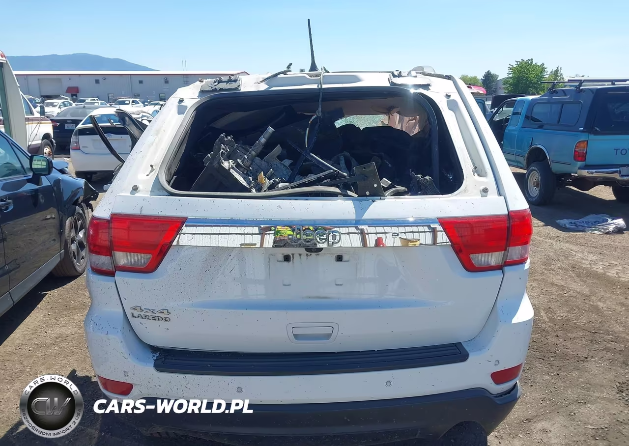 2013 Jeep Grand Cherokee Laredo VIN:1C4RJFAG4DC514053 - 16