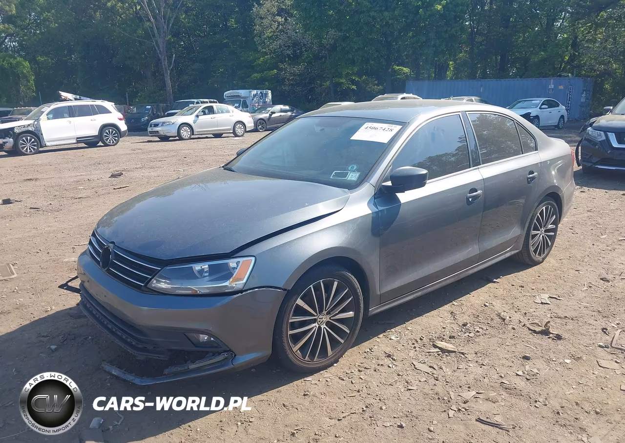 2015 Volkswagen Jetta 1.8T Sport VIN:3VWD17AJXFM348700 - 2